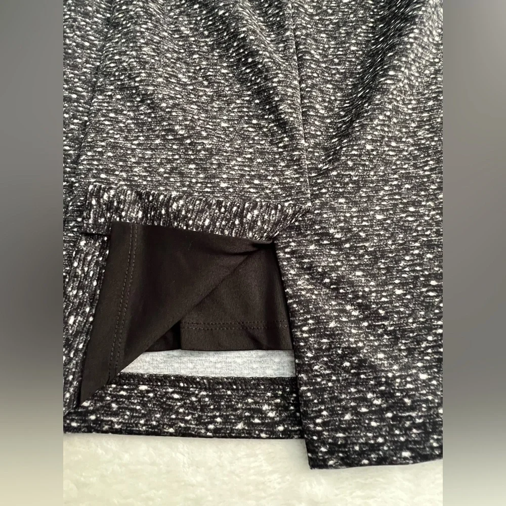 MICHAEL Michael Kors Black and White Women's Skirt, Size M - Picture 8 of 11